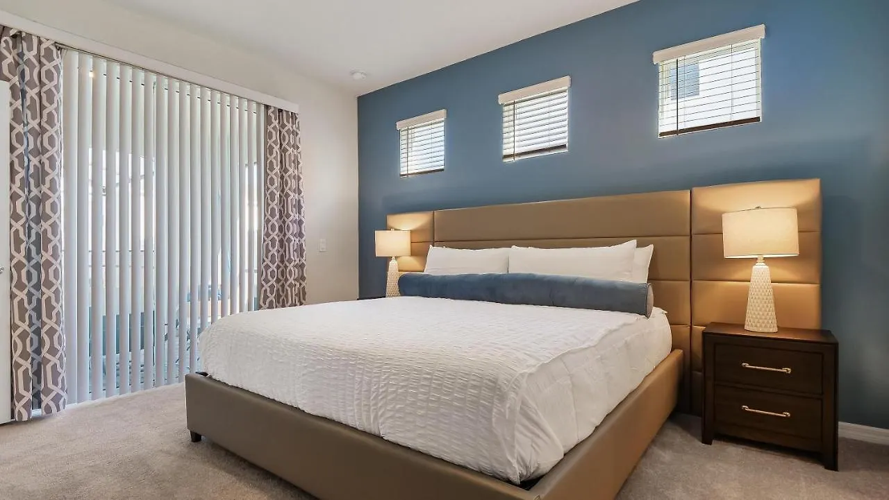 Вилла Luxury Five Bed In Windsor Island Bsv2331 Давенпорт США