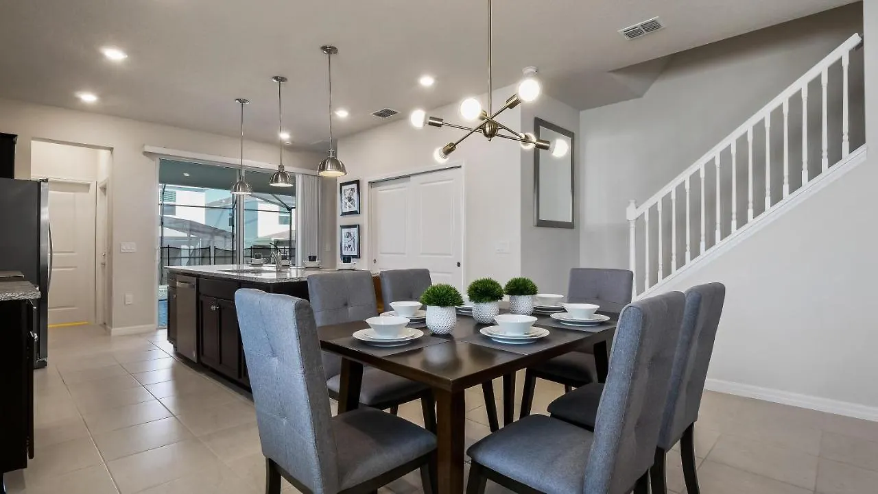 Дом отдыха Вилла Luxury Five Bed In Windsor Island Bsv2331 Давенпорт