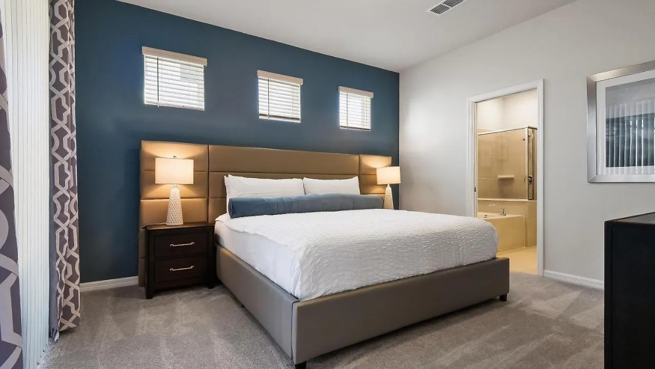 Вилла Luxury Five Bed In Windsor Island Bsv2331 Давенпорт Дом отдыха