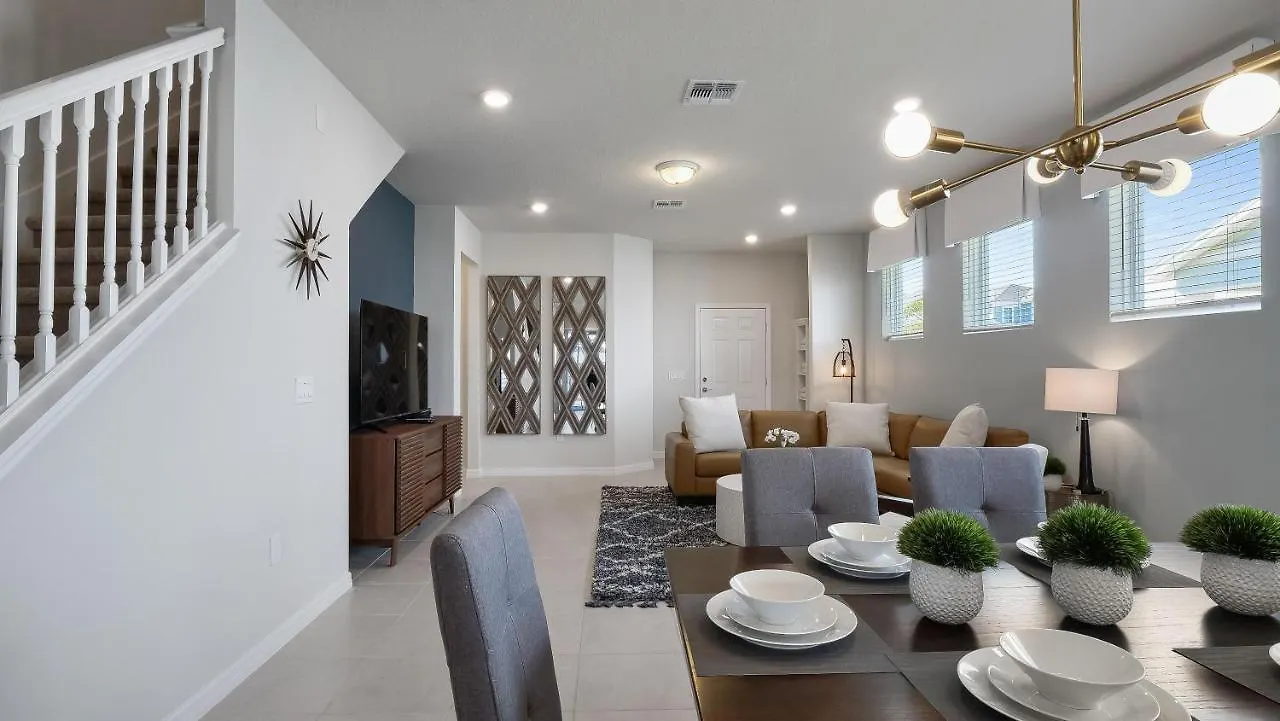 Luxury Five Bed In Windsor Island Bsv2331 Villa Davenport